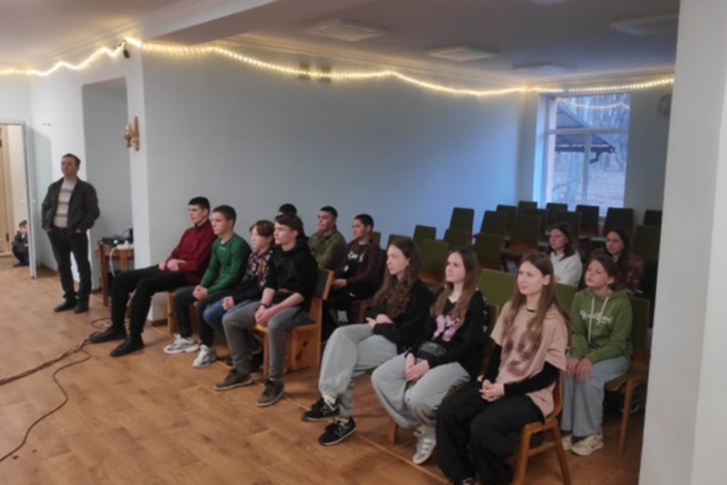 Youth meeting / Молодіжна зустріч