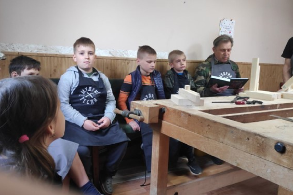 Клуб Мудрий Тесля  / The Wise Carpenter Club