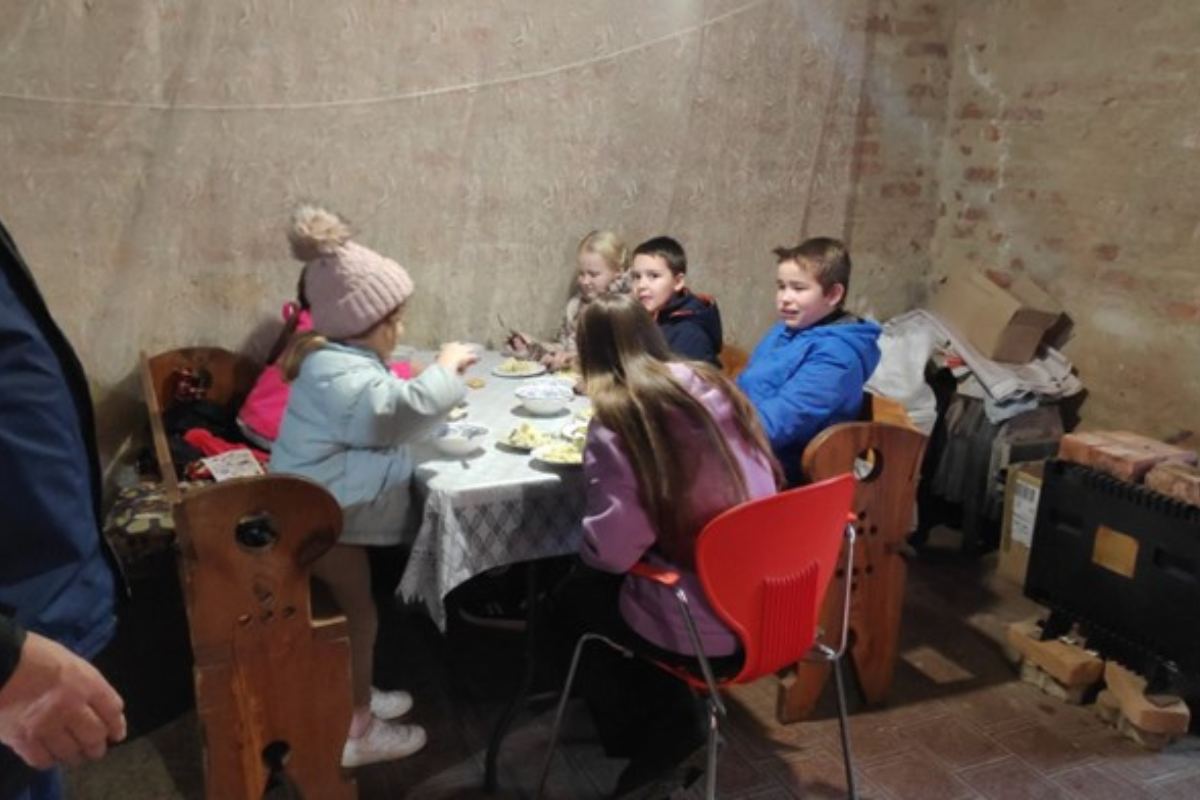 Місто Городище, обід після служіння / Horodyshche city lunch after service